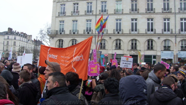 MANIF NANTES CENTRE LGBT : EGALITE MAINTENANT!