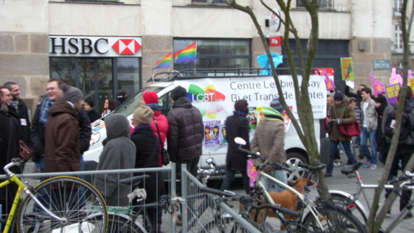 MANIF NANTES CENTRE LGBT : EGALITE MAINTENANT!