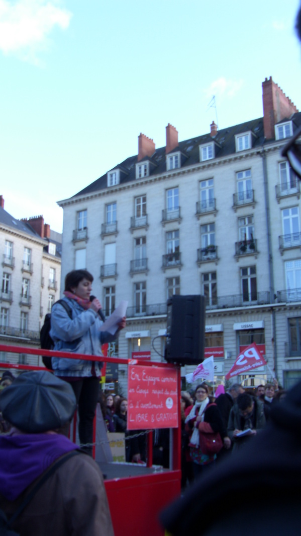NANTES : Manifestation unitaire pour la défense de l'avortement. 01 02 2014