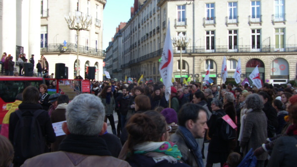 NANTES : Manifestation unitaire pour la défense de l'avortement. 01 02 2014