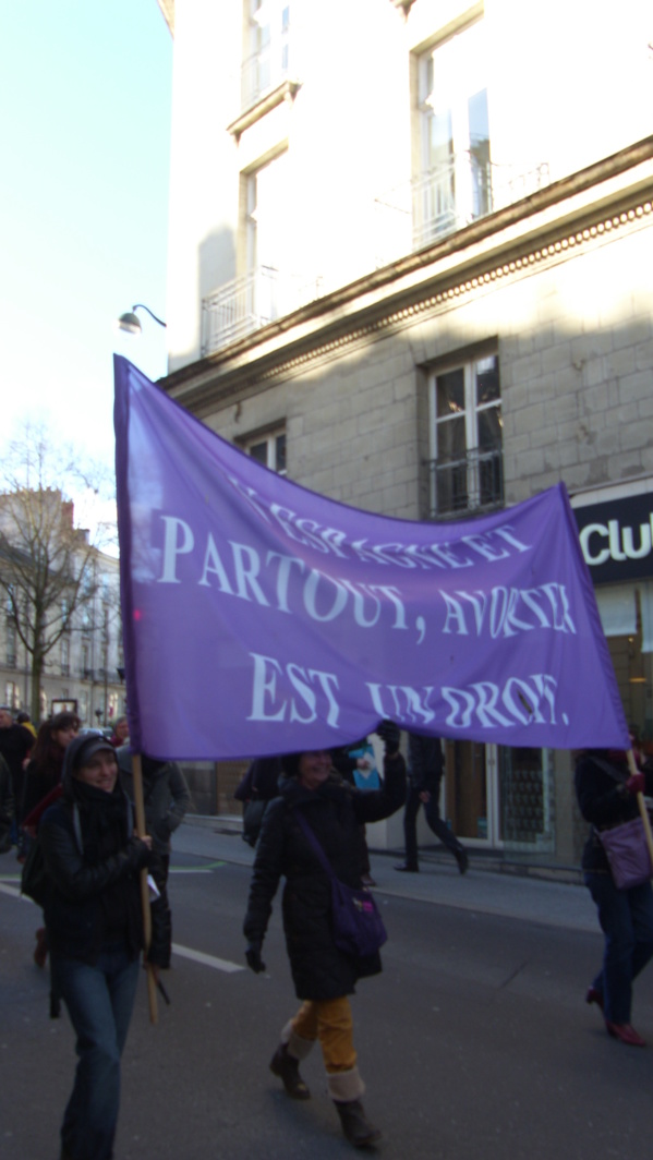 NANTES : Manifestation unitaire pour la défense de l'avortement. 01 02 2014