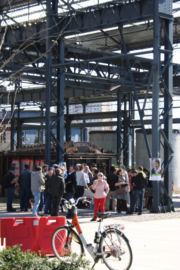 NANTES/12h00.Pascale CHIRON 2014 . Liste Ecologiste et citoyenne. Photos de ce midi....