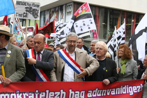 Réunification de la Bretagne : plus de 10.000 personnes à Nantes samedi dernier!