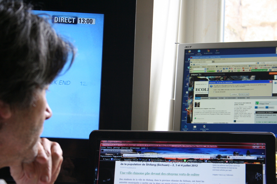 Cliquez sur la photo pour accéder au site Cliquez sur la photo pour accéder au site