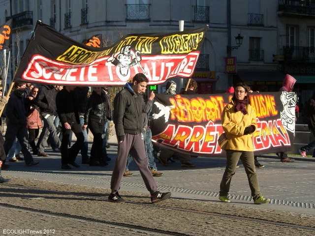 NOTRE DAME DES LANDES : MANIFESTATION DU 27 OCT 2012