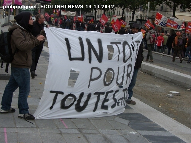NANTES : UN TOIT POUR TOUTES ET TOUS NANTES : UN TOIT POUR TOUTES ET TOUS