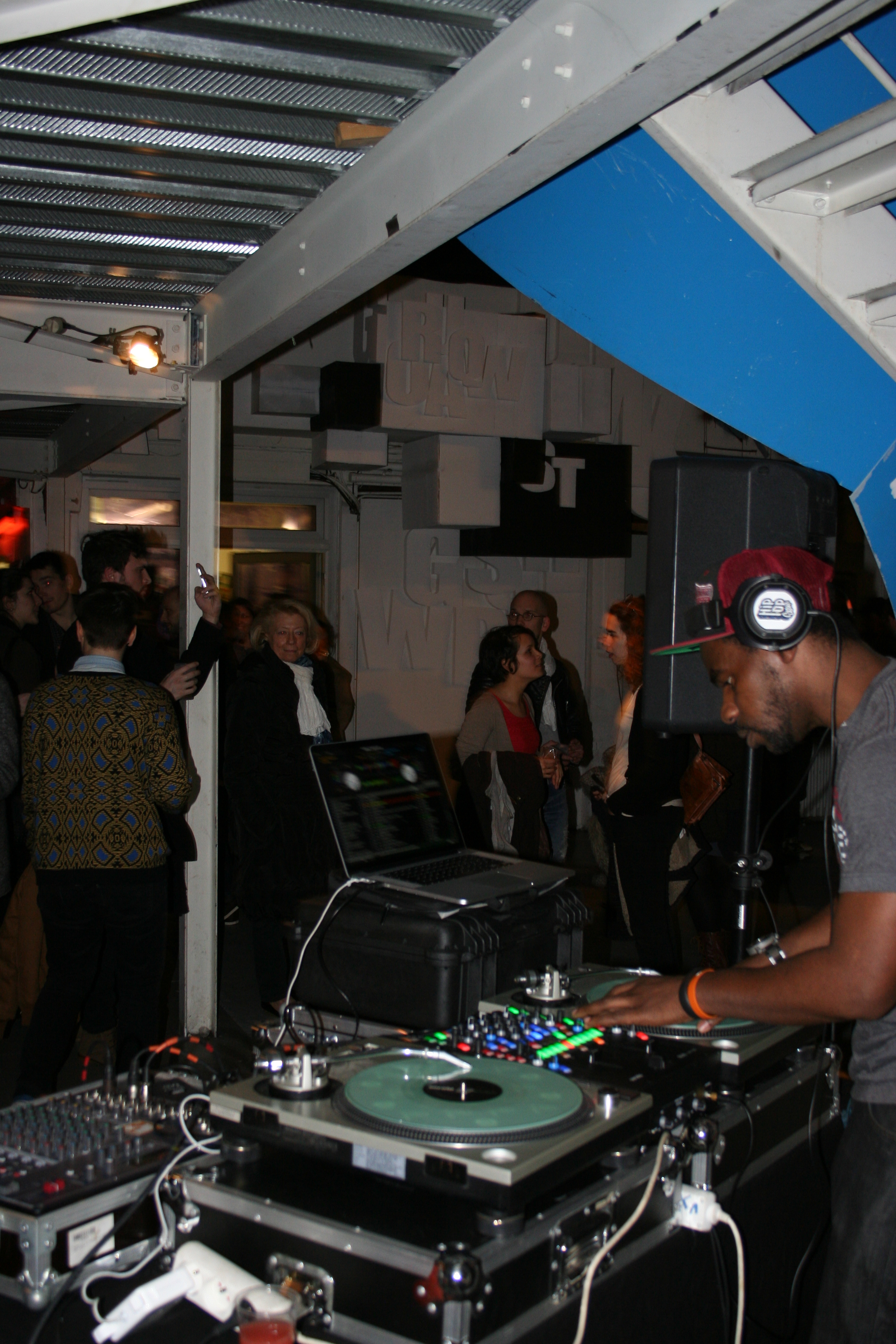 NANTES. LISTE ECOLOGISTE ET CITOYENNE au FESTIVAL HIP OPSESSION NANTES. LISTE ECOLOGISTE ET CITOYENNE au FESTIVAL HIP OPSESSION