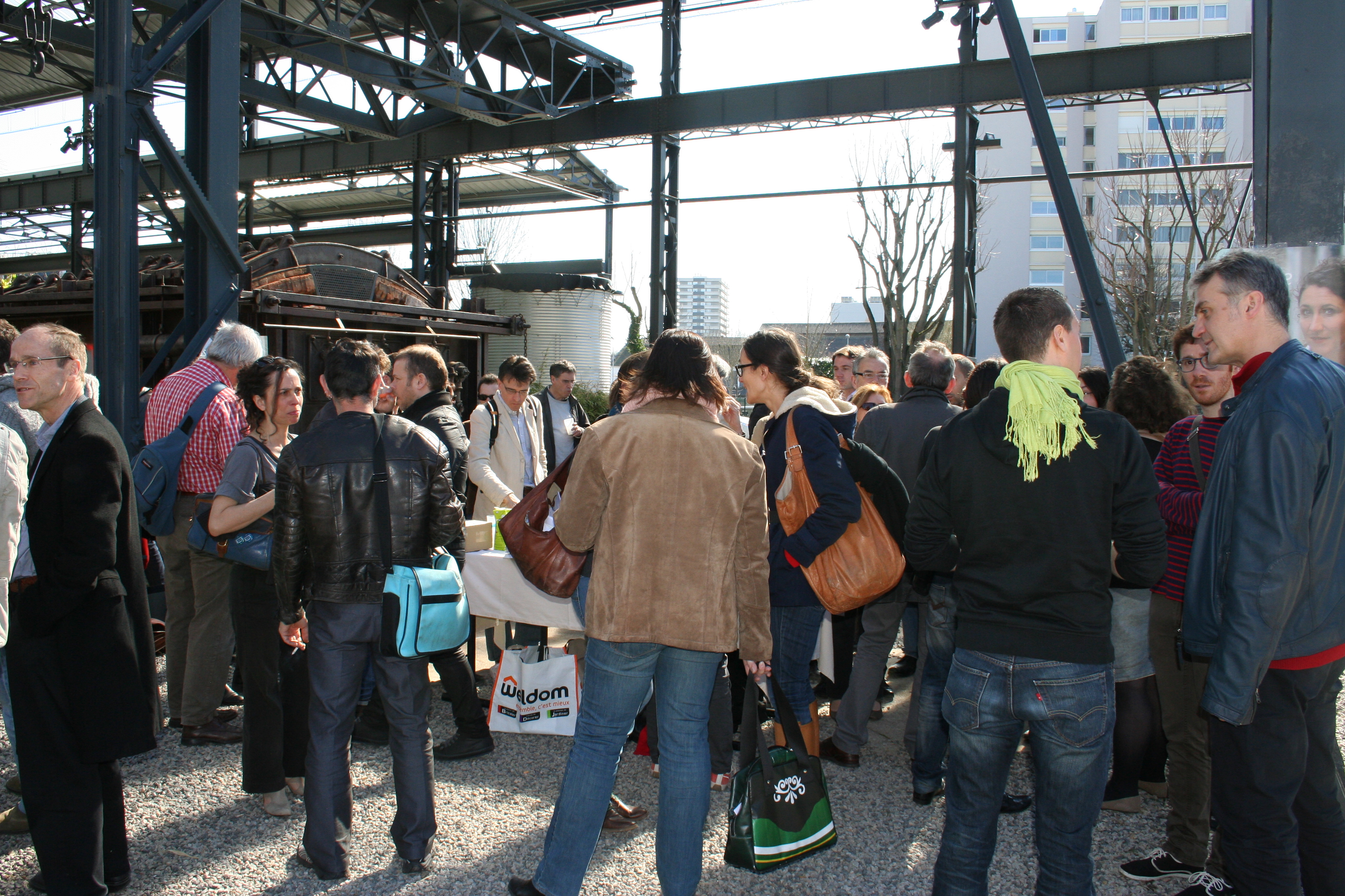 NANTES/12h00.Pascale CHIRON 2014 . Liste Ecologiste et citoyenne. Photos de ce midi....