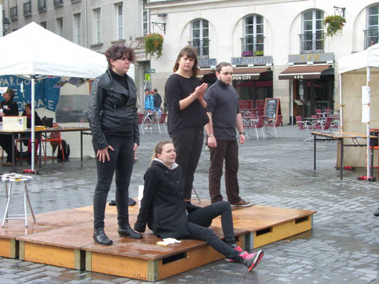 NANTES - Place du Bouffay : Printemps des prisons par GENEPI. NANTES - Place du Bouffay : Printemps des prisons par GENEPI.