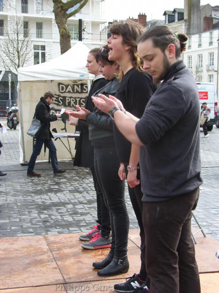 NANTES - Place du Bouffay : Printemps des prisons par GENEPI. NANTES - Place du Bouffay : Printemps des prisons par GENEPI.