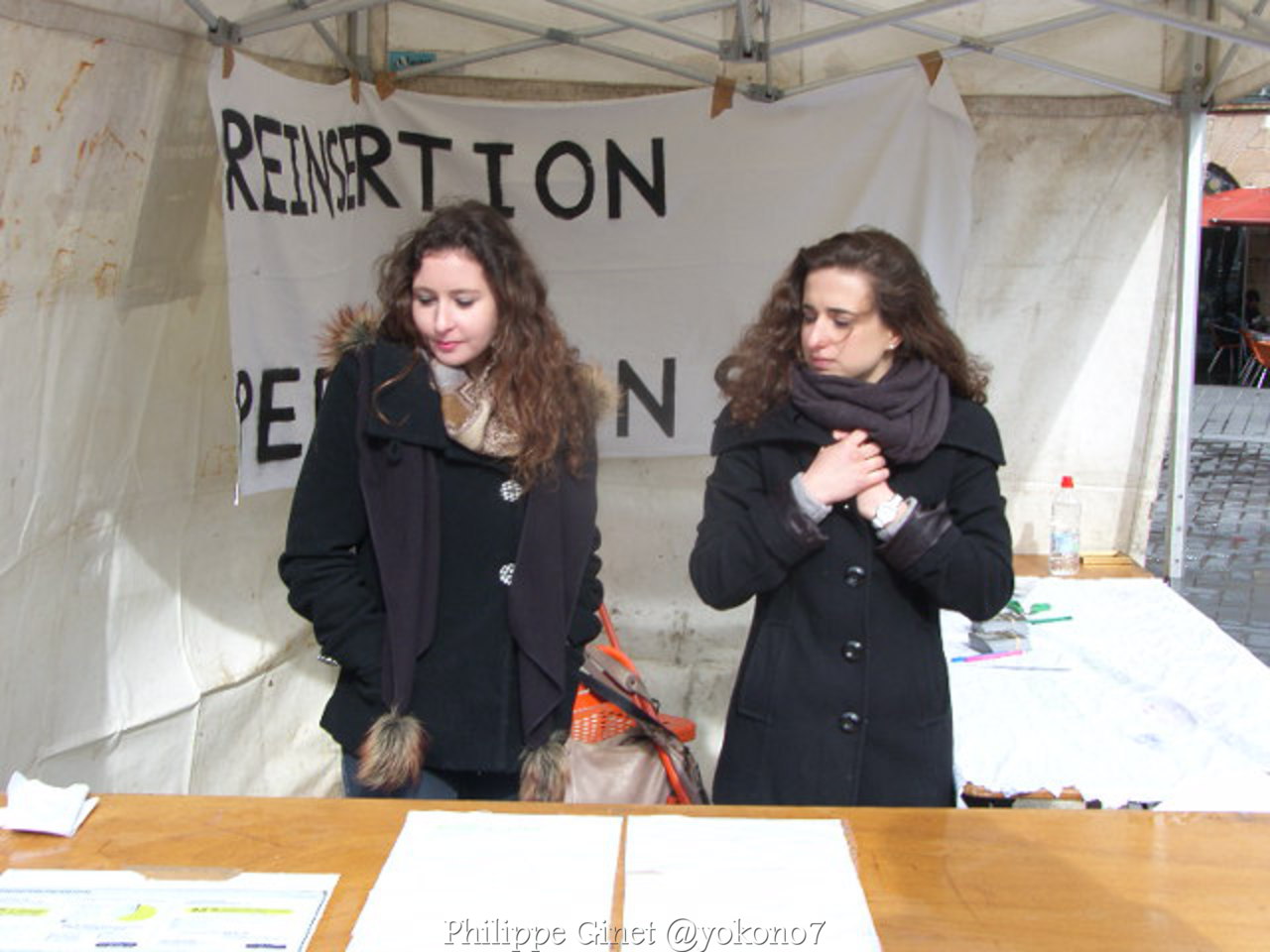 NANTES - Place du Bouffay  : Printemps des prisons par GENEPI.
