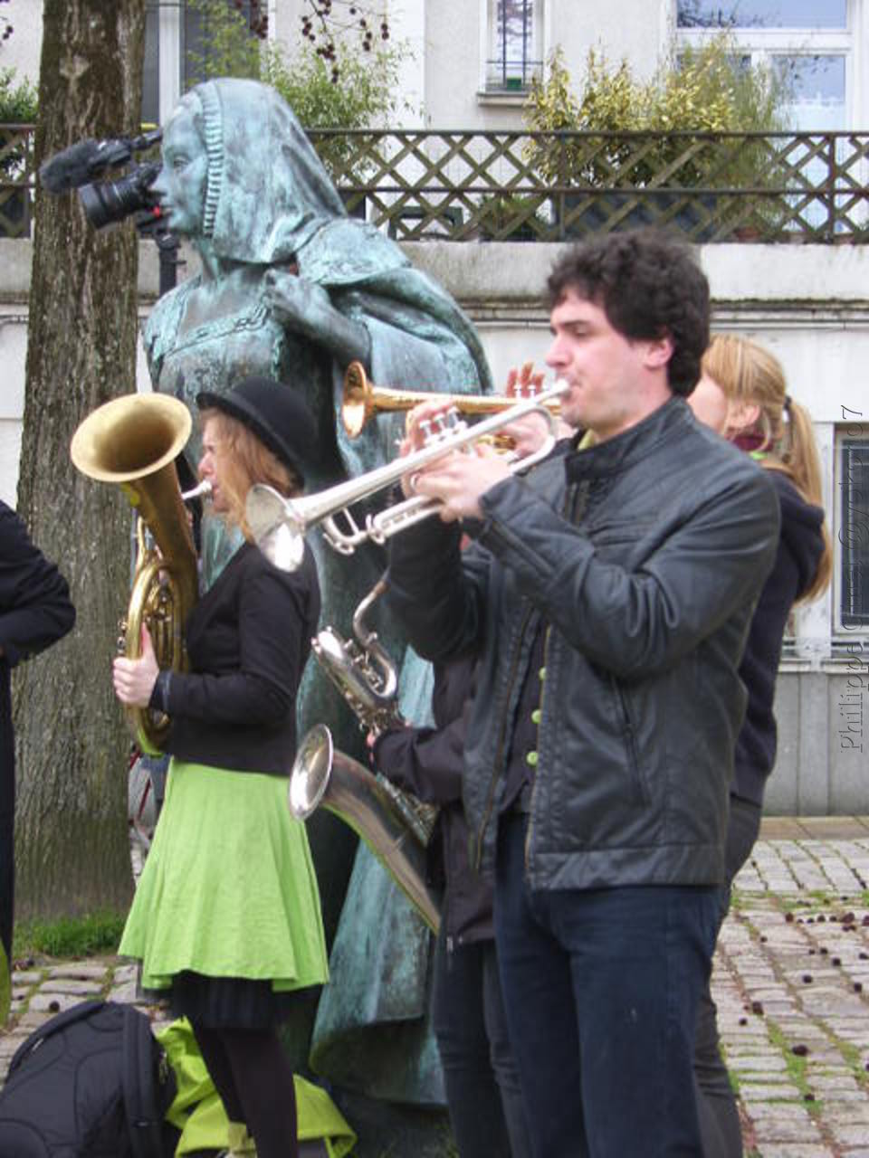 Le collectif Romeurope invitait à la fête  ce samedi 22 mars. Un succès (1ère partie)