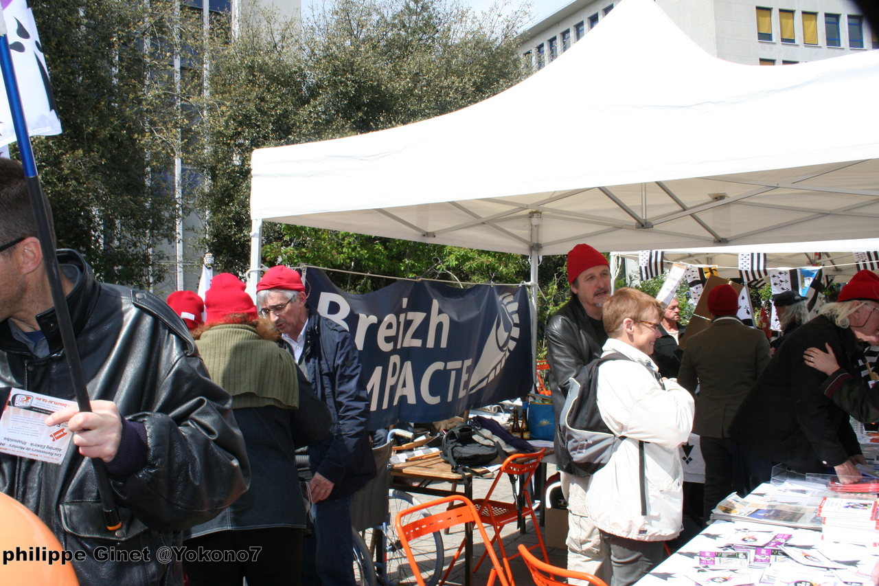 Réunification de la Bretagne : plus de 10.000 personnes à Nantes samedi dernier! Réunification de la Bretagne : plus de 10.000 personnes à Nantes samedi dernier!