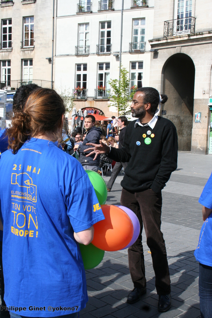 Le Village Européen de la Jeunesse au Bouffay à Nantes hier Le Village Européen de la Jeunesse au Bouffay à Nantes hier