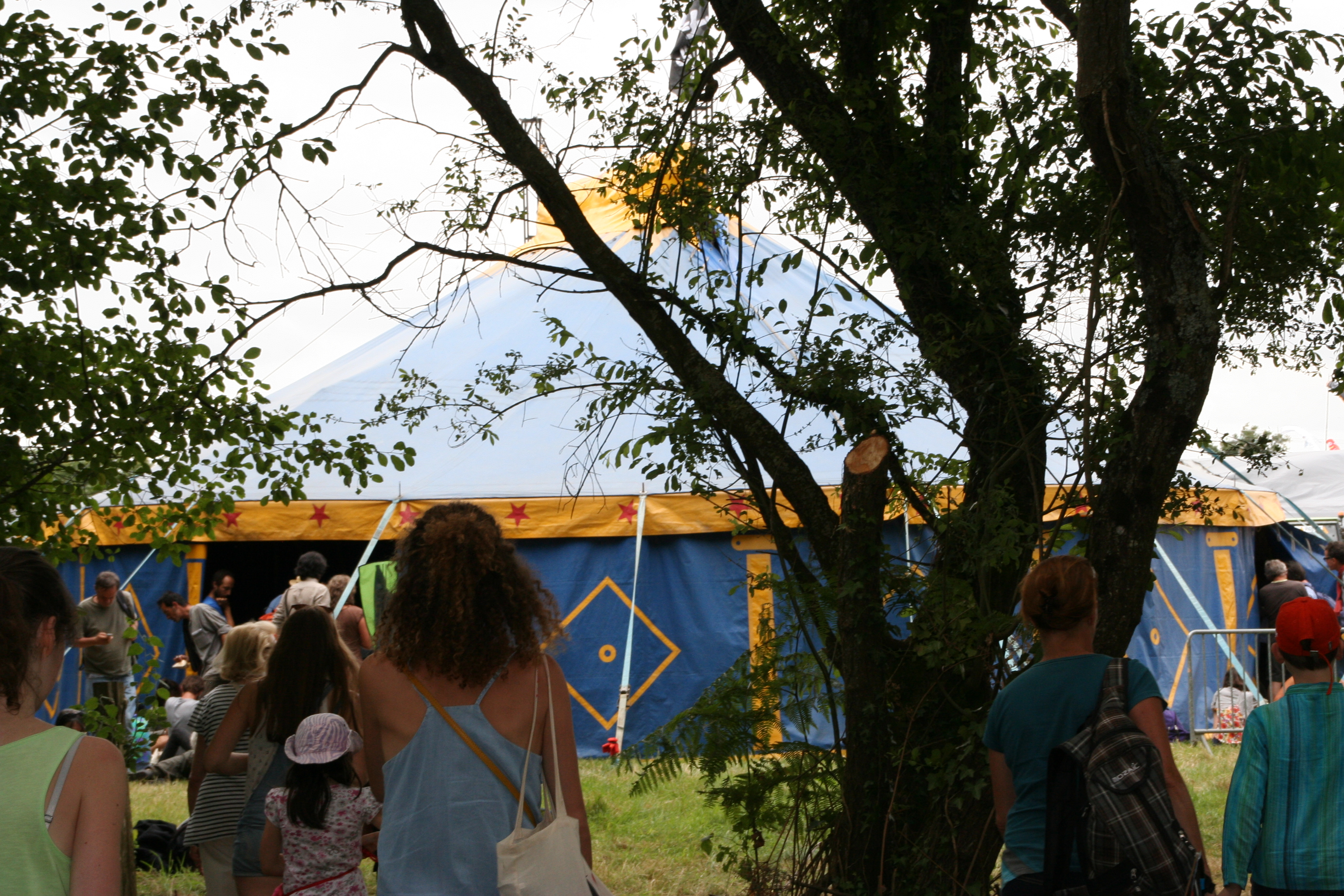 LES  TRAVAUX REPRENNENT A NOTRE DAME DES LANDES