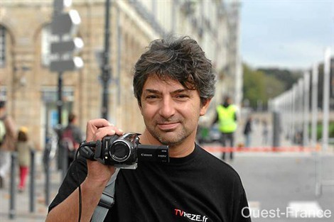 Walter Bonomo, président et fondateur de TVRezé. La web télé fête sa première année d'existence samedi soir. Et a des idées plein la caméra. Photo : Ville de Rezé.