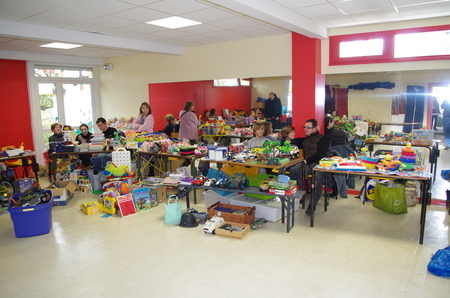 Réservez vite votre stand pour la Broca jouets du 19 novembre prochain! Réservez vite votre stand pour la Broca jouets du 19 novembre prochain!