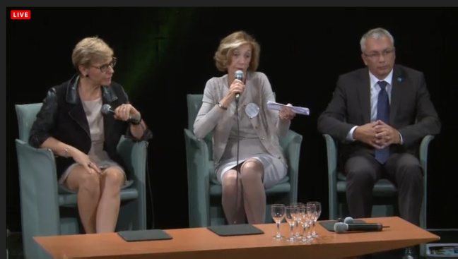 Nicole Bricq, Ministre du Commerce extérieur, en direct sur TVREZE Nicole Bricq, Ministre du Commerce extérieur, en direct sur TVREZE