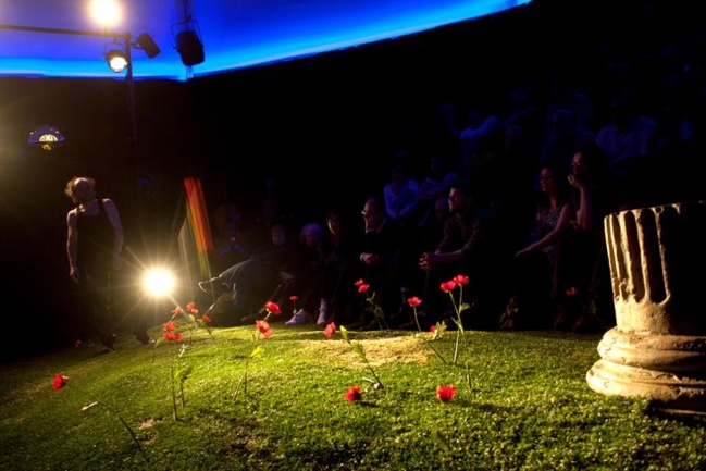 Racine sous chapiteau à Bouguenais ! Racine sous chapiteau à Bouguenais !