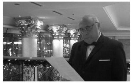 Photo : Mr Eugène  GERMAN, Président du Jury, lors de la proclamation du Palmarès