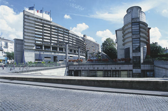 S'informer, c'est essentiel ! S'informer, c'est essentiel !